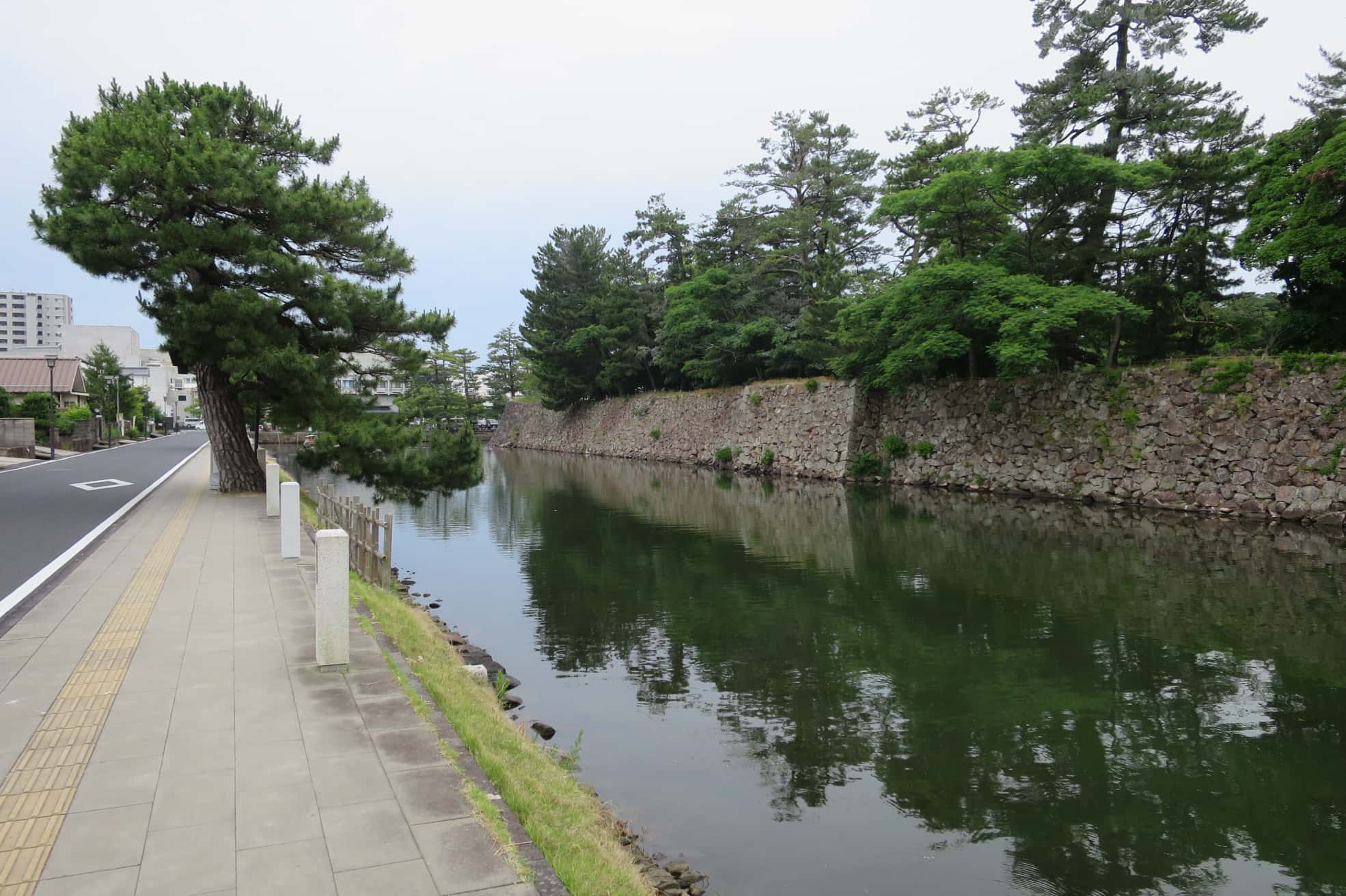 島根県松江市にある『国宝　松江城天守』の城下町