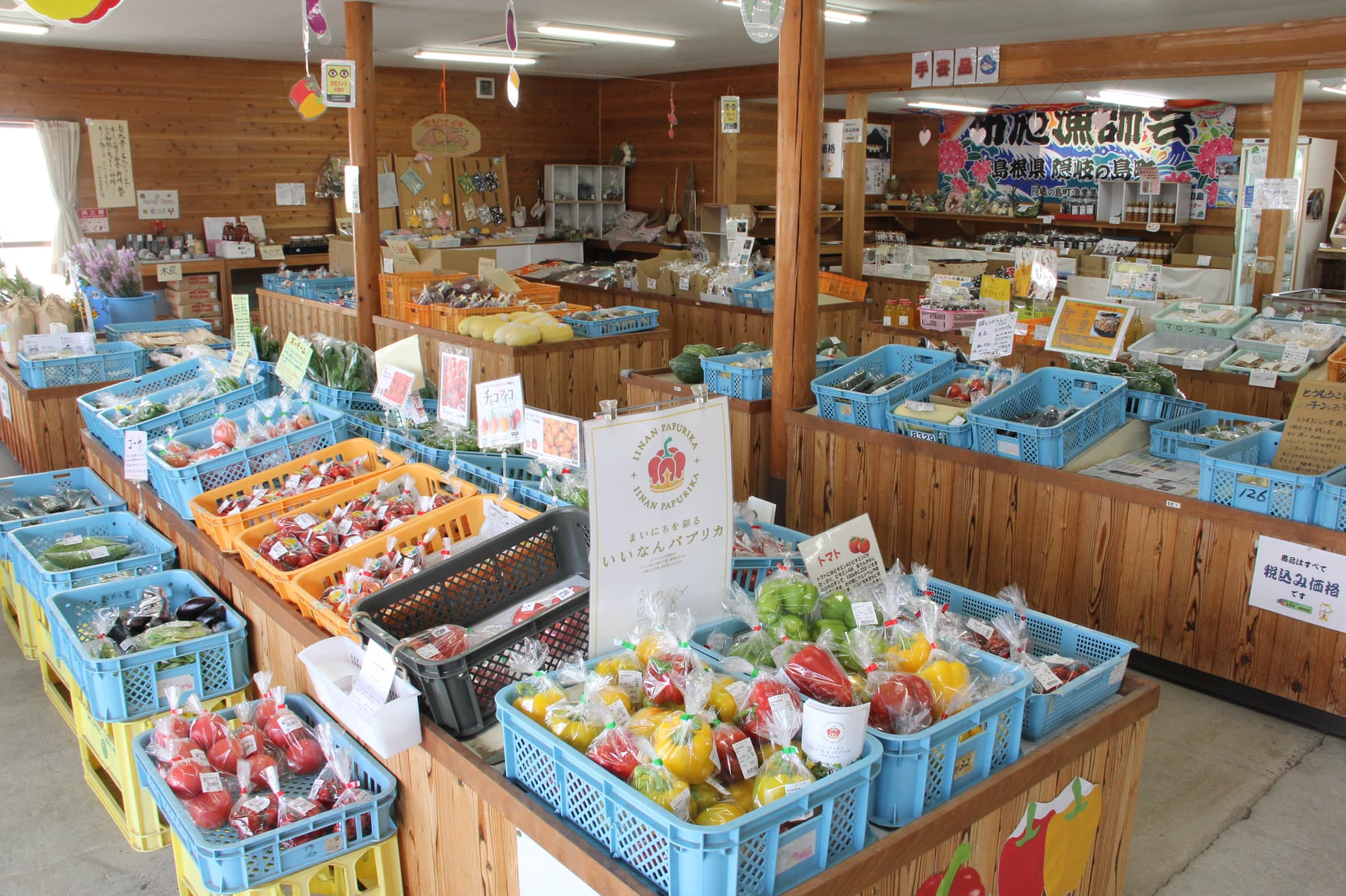 道の駅とんばらの店内風景