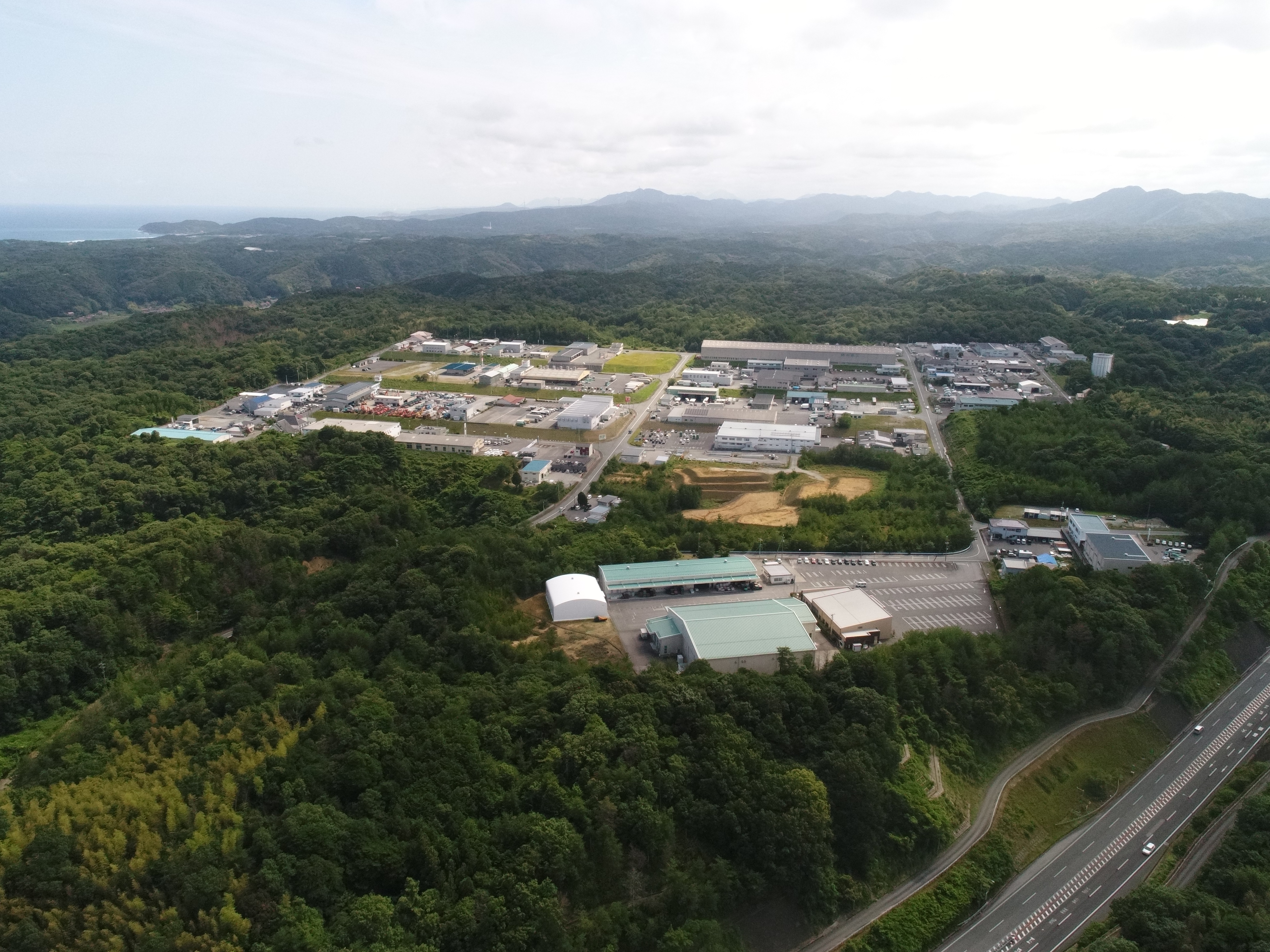 本社がある石央団地全景