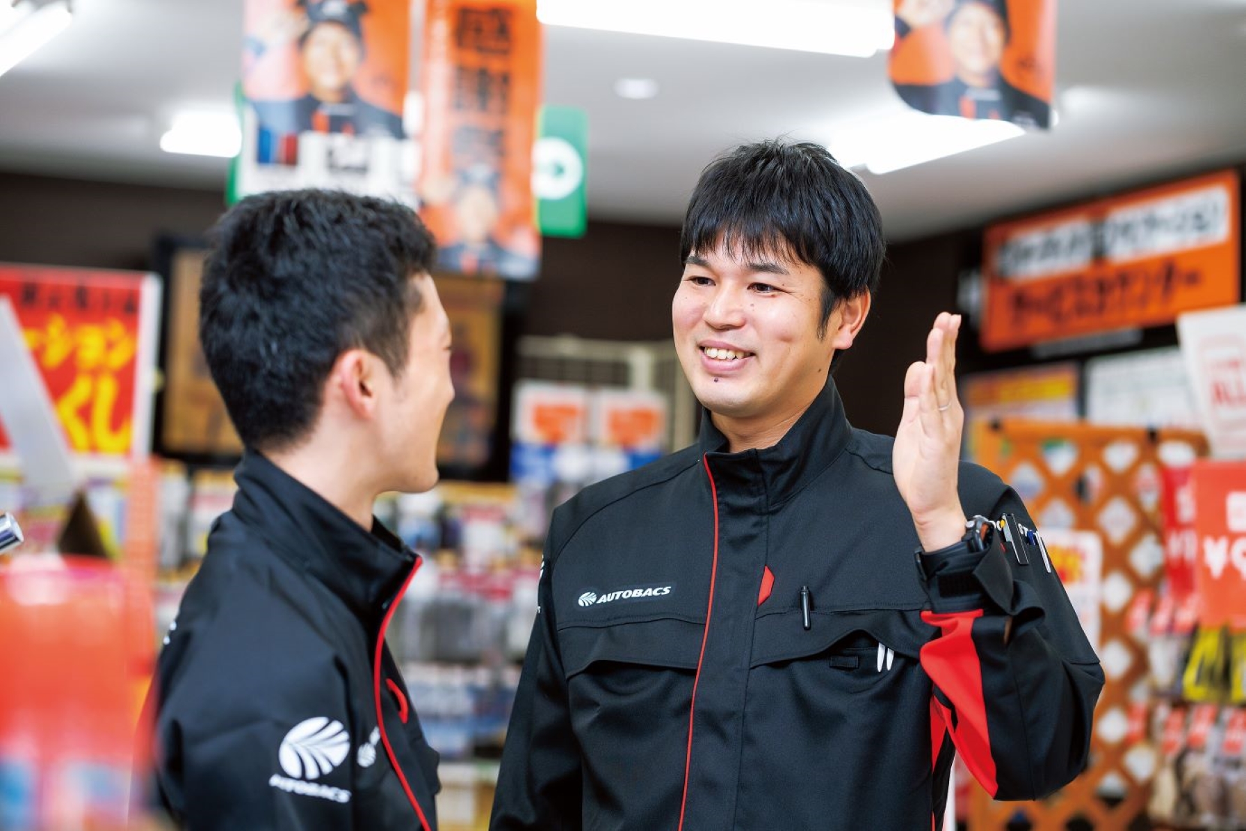 店内販売スタッフ（男性）